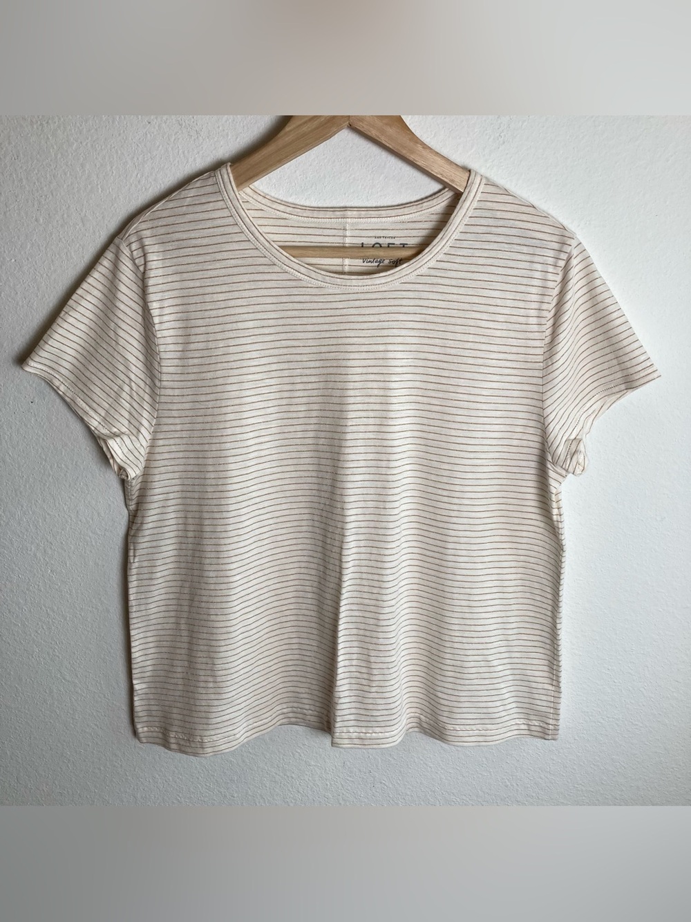 LOFT Beige White Striped Short Sleeve Crewneck Top Women’s Size Large Soft